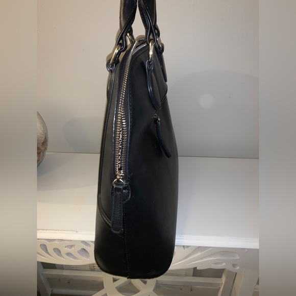 ✨🖤✨ Sole Society Marlow Vegan Structured Dome Top Handle Satchel Bag - Picture 5 of 14